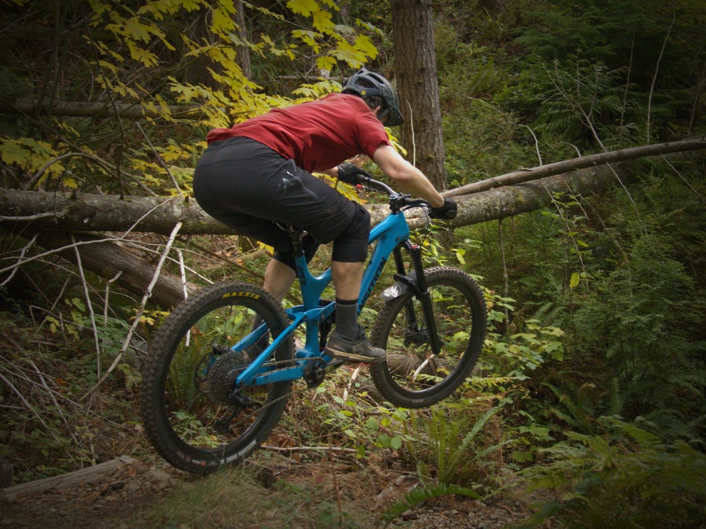 What Are the Best Mountain Bike Shorts Sacred Rides